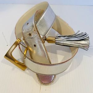 Vintage Women’s Silver Lame Belt

With Tassel

Gold Tone Buckle